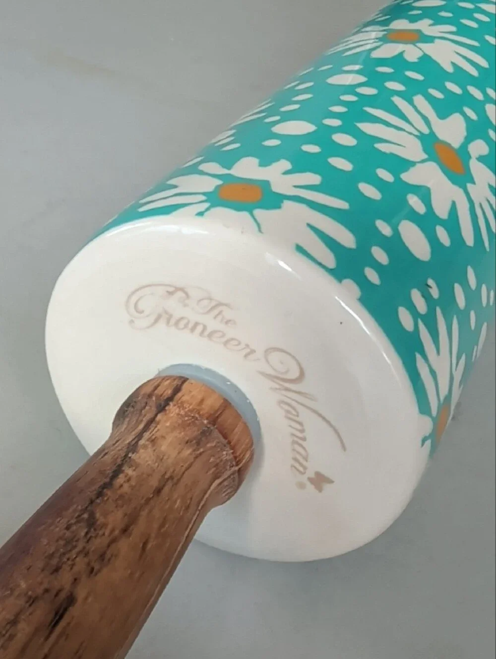 The Pioneer Woman turquoise rolling